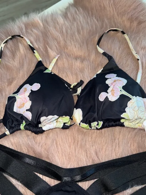 Maillot de bain RVCA Camille Rowe taille L neuf avec étiquette