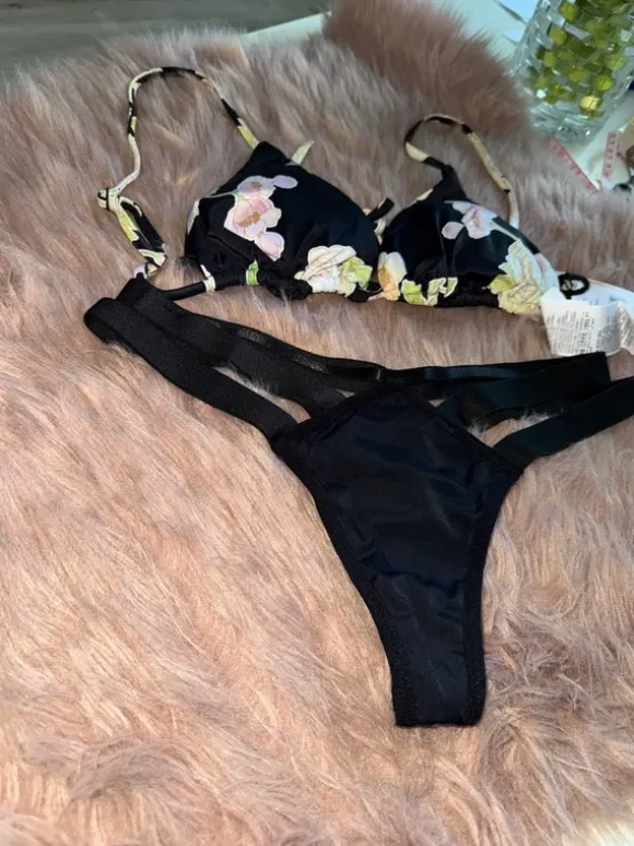 Maillot de bain RVCA Camille Rowe taille L neuf avec étiquette