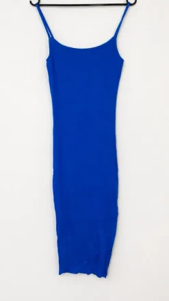 Marinenblaues Bodycon / Spaghettiträger Kleid von Amisu in Größe 34.
