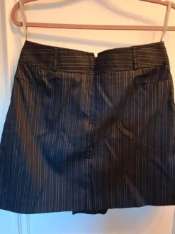 MEXX Anzug Rock kurz Gr. 38 schwarz Nadelstreifen