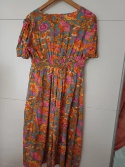 🌸Midikleid an einer Seite mit Schlitz 🌸