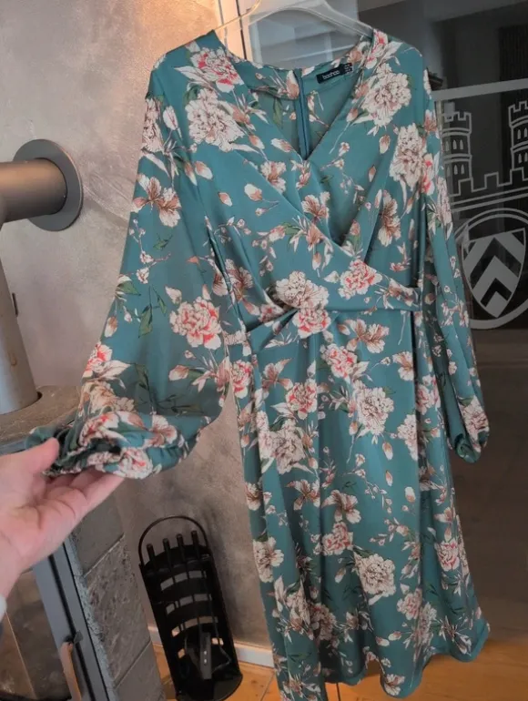 Midikleid Boohoo