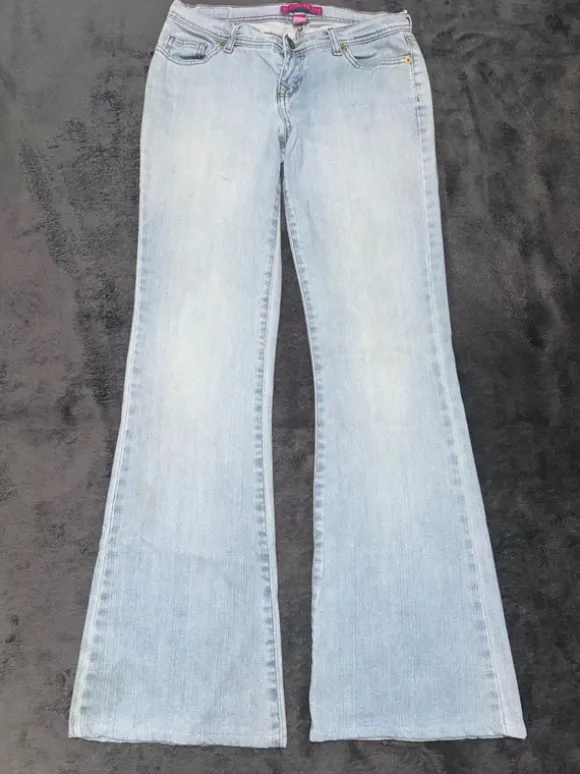 Miss Me Style Jeans Hellblau – Studded Flared | Y2K | Pasha Style | Low Waist