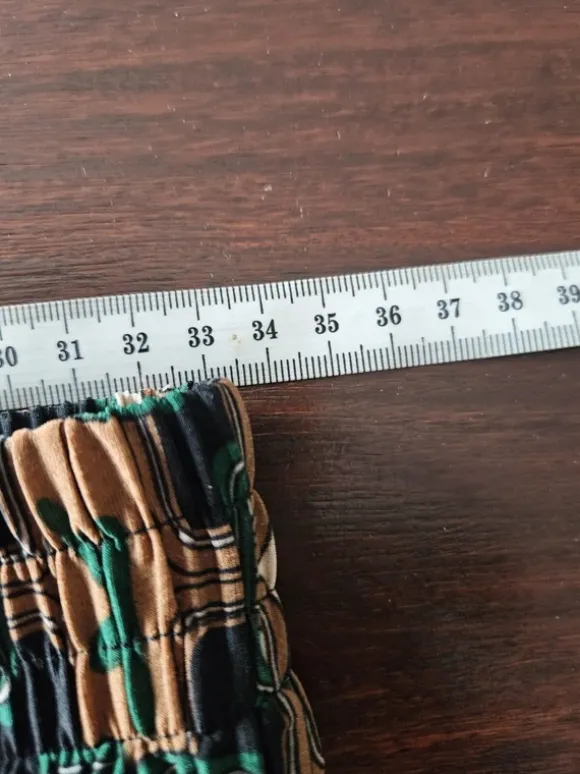 Miss Style Kofferhose Palazzo M L nie getragen grün Buchstaben Edel