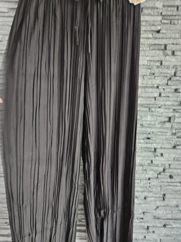 Miss Style Plissee Palazzo Marlene M L schwarz nie getragen