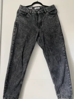 Mom fit Pull& Bear Jeans Gr.40