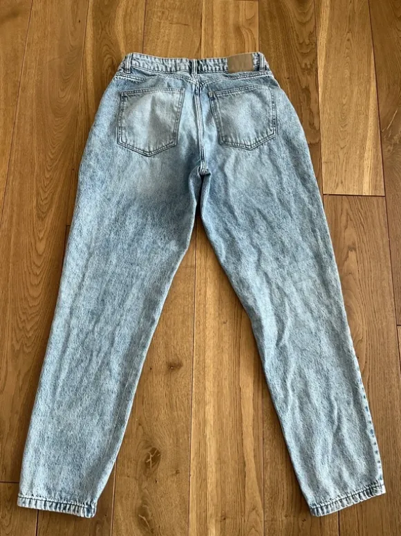 Mom Jeans
