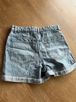 MOM Jeans Shorts