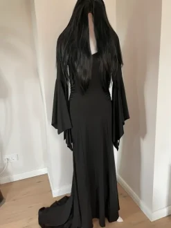 Morticia Addams gr. M