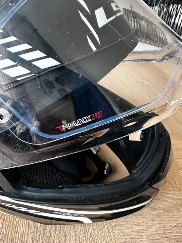 Motorradhelm schwarz Größe M LS2 Firefly