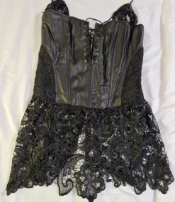 Neu Corsage mit Spitze unten dran gr 3xl entspricht 42
