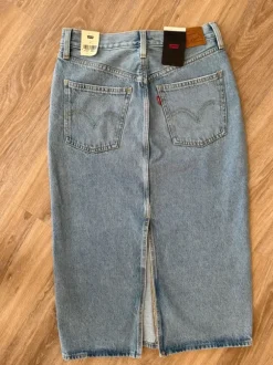 Neu Levi’s Jeans Rock Gr. 27 MIDI-Länge