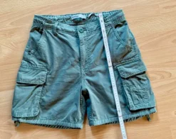 Neue Bershka Shorts Cargo Style für Damen Olivgrün/ Khaki 38 / M Hoher Schnitt