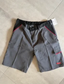 Neue kurze Arbeitsshort