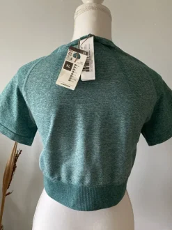 Neues cropped Sportshirt von Decathlon XL
