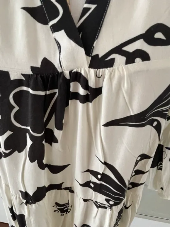 Neu,Kleid , reine Viskose, Sommer