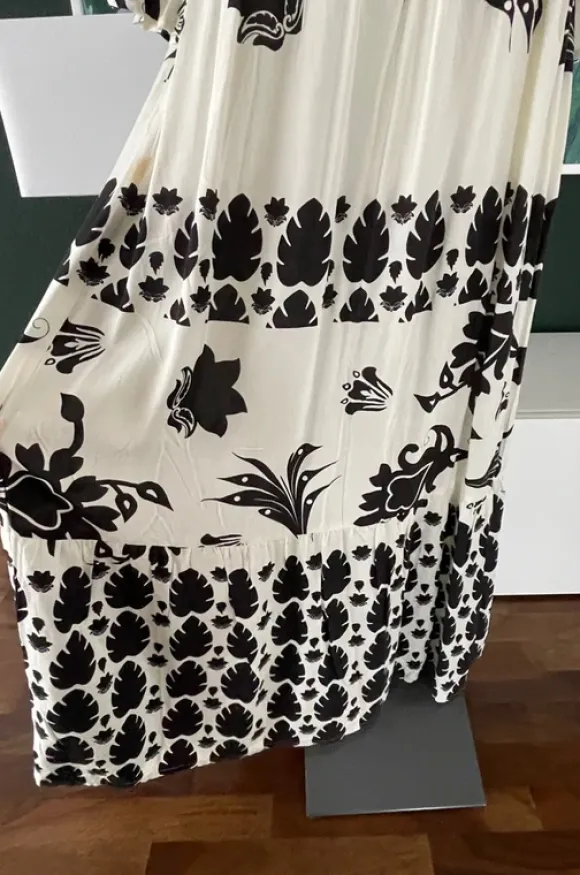 Neu,Kleid , reine Viskose, Sommer