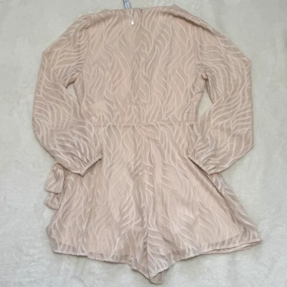 New Yorker Playsuit/Jumpsuit Nude Rosa mit Wickeloptik & Volants
