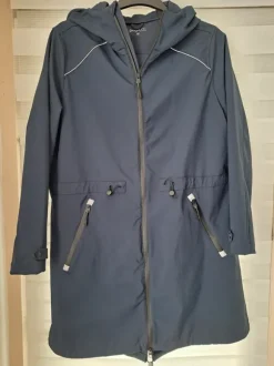 Nieuw donkerblauw outdoorjack parka EU maat 46