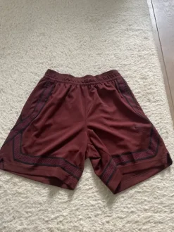 Nike fly Basketball Shorts für Frauen