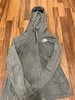 Nike Jacke Grau Gr.S