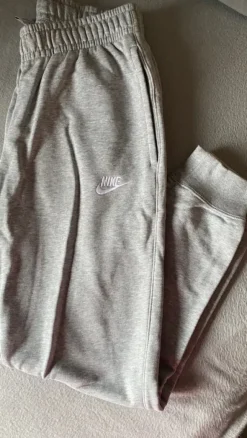 Nike Jogginghose grau