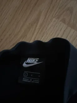 Nike Kleid