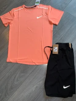 Nike Miller DRI-FIT set Koraal L
