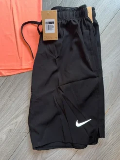 Nike Miller DRI-FIT set Koraal L