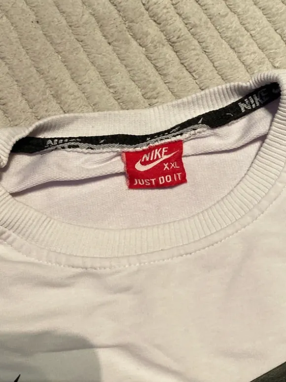 Nike Pullover