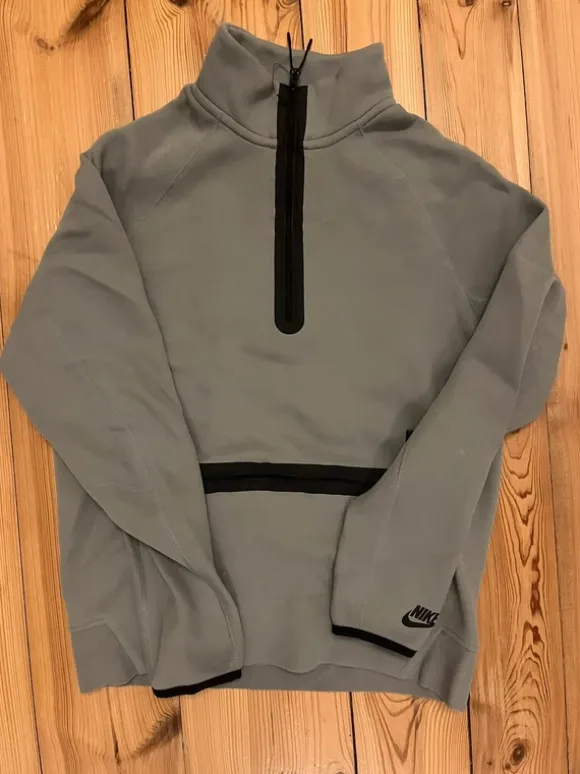 Nike Pullover/Oberteil M