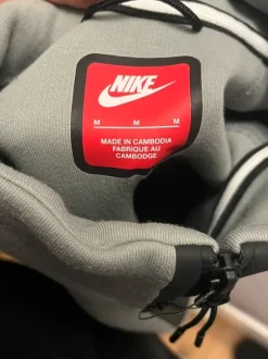 Nike Pullover/Oberteil M