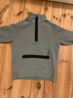 Nike Pullover/Oberteil M