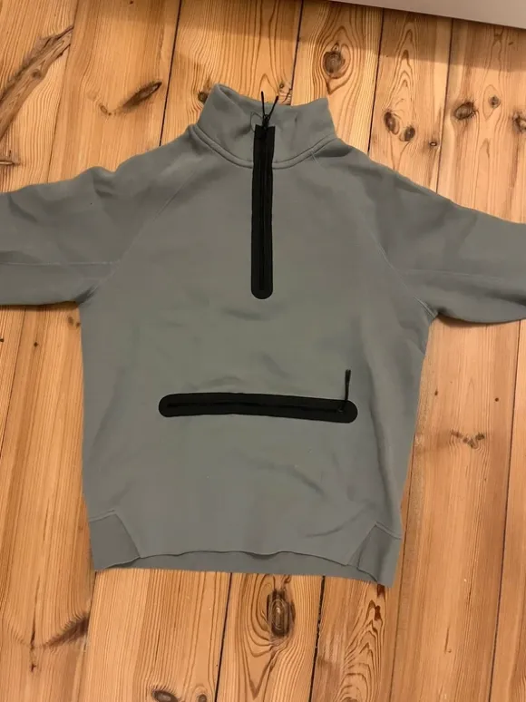 Nike Pullover/Oberteil M