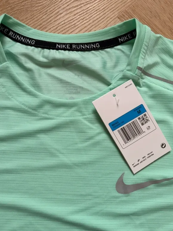 Nike Running Set - Mintgroen - Shirt & Short - Maat: M
