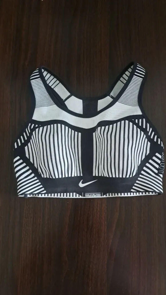Nike Sport BH Damen Grösse S