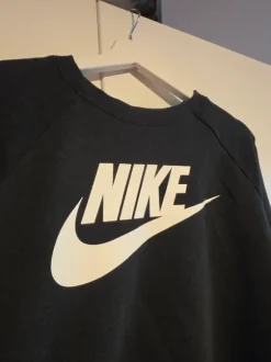 Nike Sweatshirt L