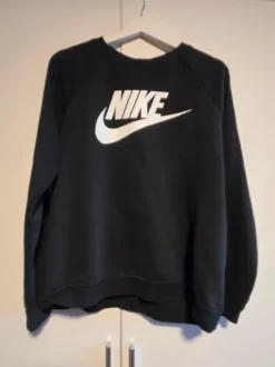 Nike Sweatshirt L