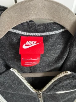 Nike Sweatshirt-Jacke