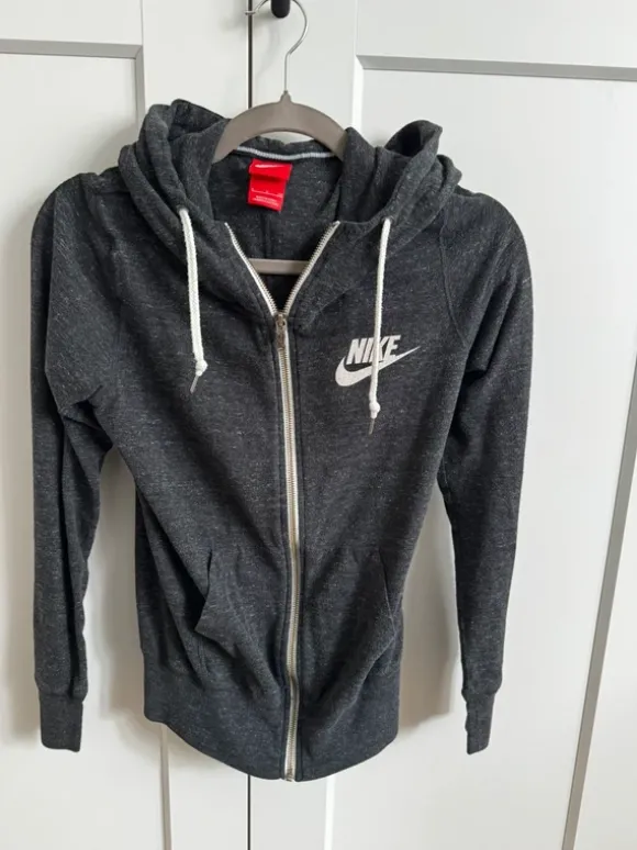 Nike Sweatshirt-Jacke
