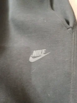 Nike tech