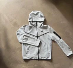 Nike Tech Fleece grau original