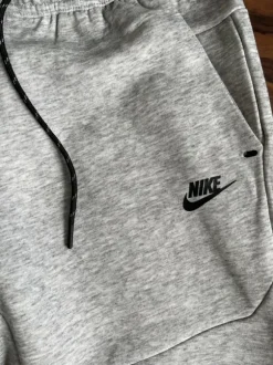 Nike Tech Hose