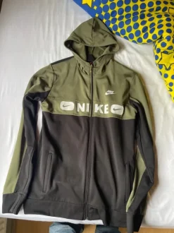 Nike Zipper