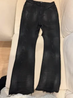 Nova Men schwarze Destroyed Jeans Größe 32