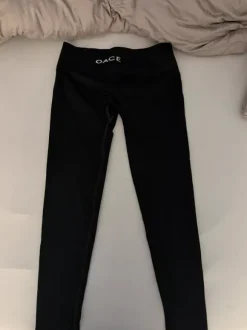 Oace schwarze leggings