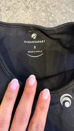 Oceansapart Sportoberteil / Sport-BH mit integrierten Cups – Gr. S
