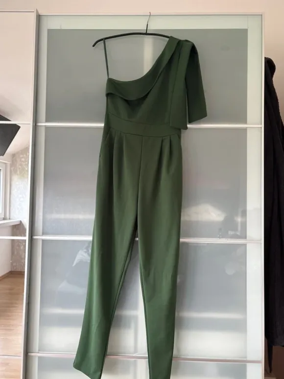 Oneshoulder Jumpsuit WalG