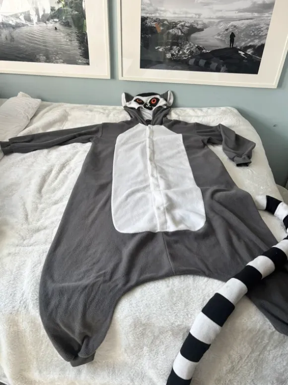 Onesie Lemur XL