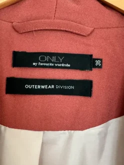 Only Blazer mit langem Revers, neu, nie getragen!